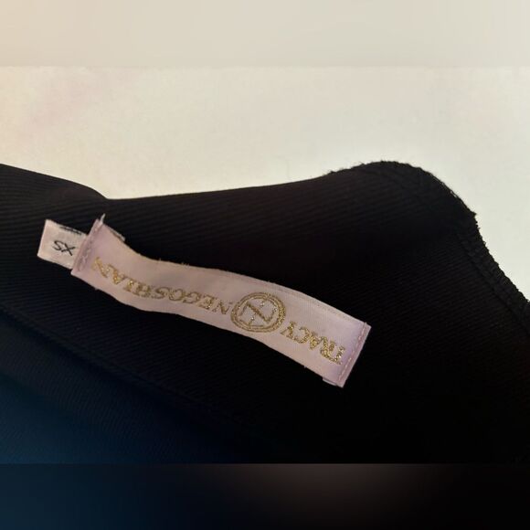 Tracy Negoshian Sheath Dress, Black and Gold, XS - Perfect for Any Occasion - Picture 8 of 8